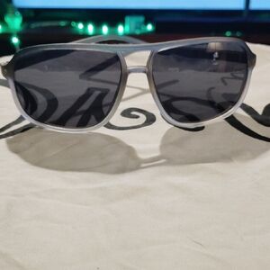 Foster Grant Silver and Black Men's Glasses